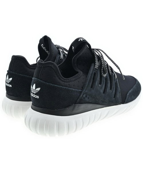 adidas รองเท้าผ้าใบ