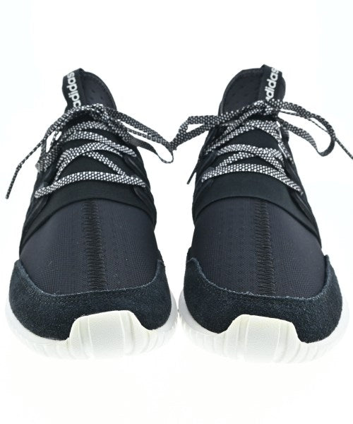 adidas รองเท้าผ้าใบ