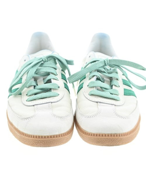 adidas รองเท้าผ้าใบ