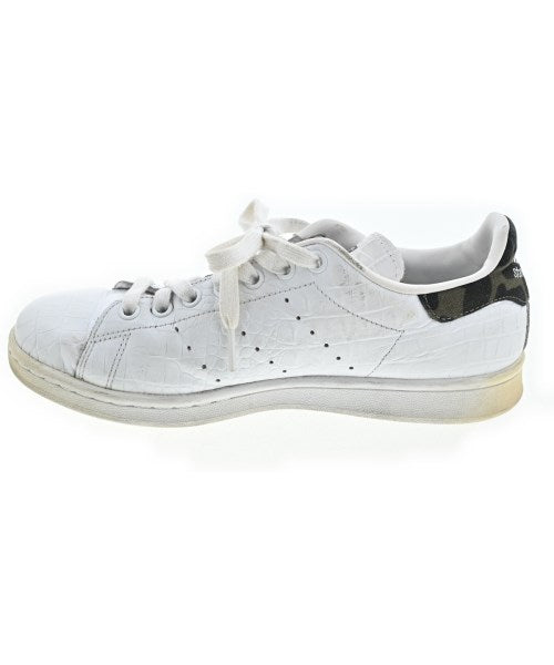 adidas รองเท้าผ้าใบ