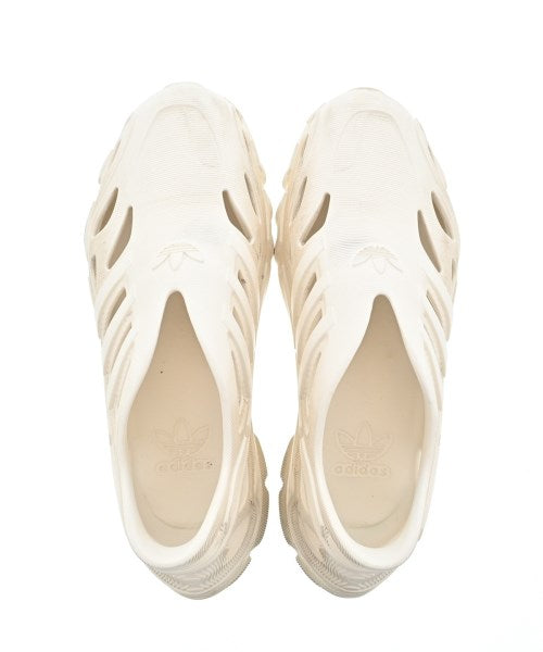 adidas รองเท้าผ้าใบ