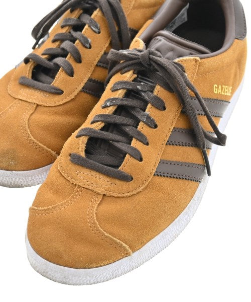 adidas รองเท้าผ้าใบ