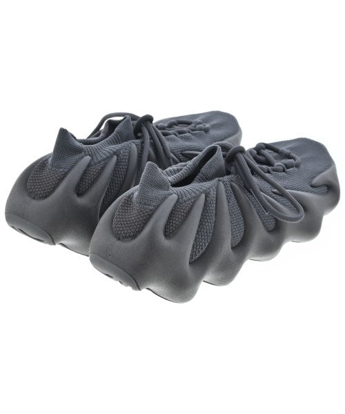 adidas รองเท้าผ้าใบ