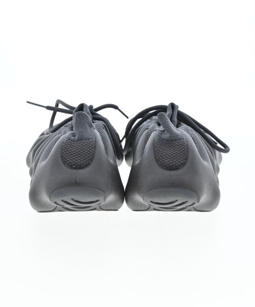 adidas รองเท้าผ้าใบ