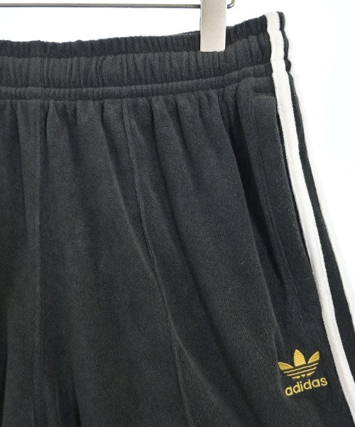 adidas กางเกงขาสั้น