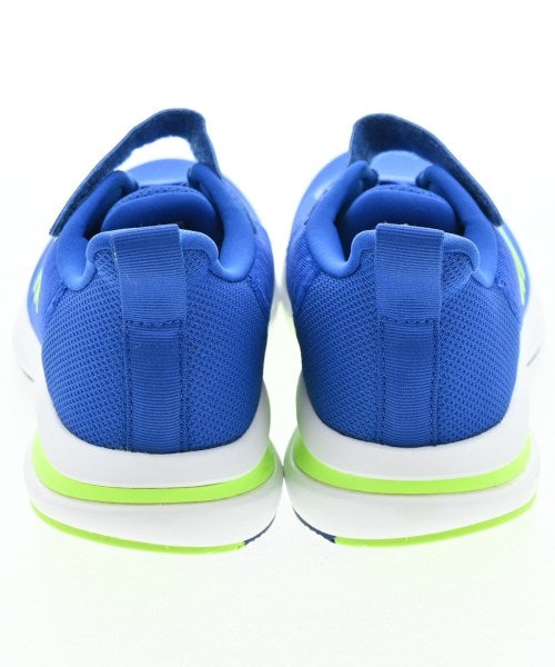 adidas รองเท้าผ้าใบ