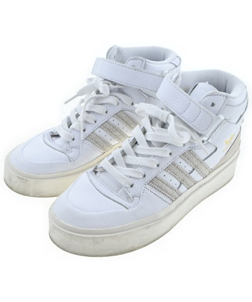 adidas รองเท้าผ้าใบ