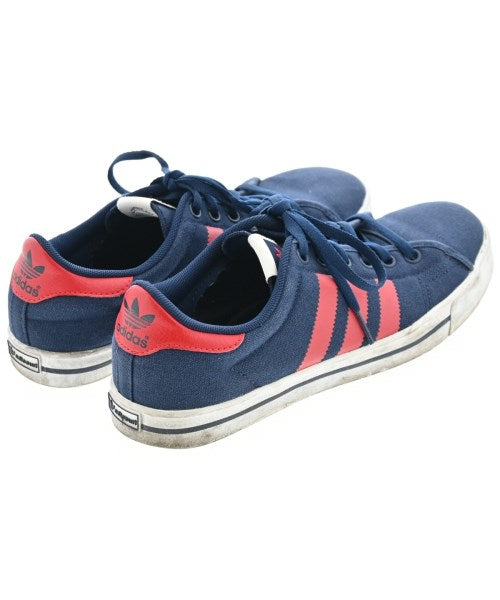 adidas รองเท้าผ้าใบ