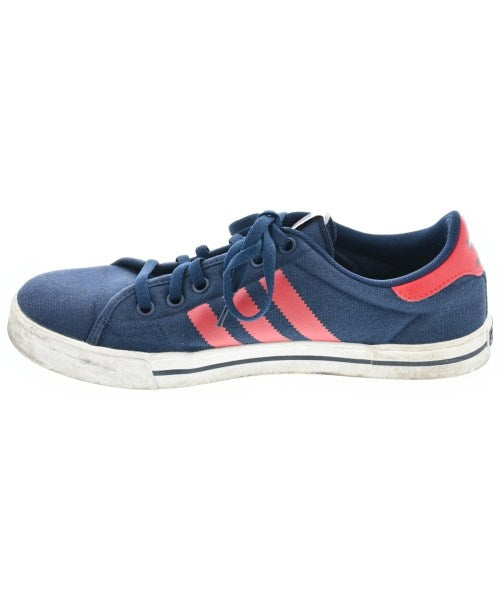 adidas รองเท้าผ้าใบ