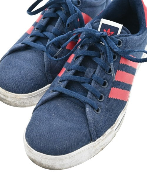 adidas รองเท้าผ้าใบ