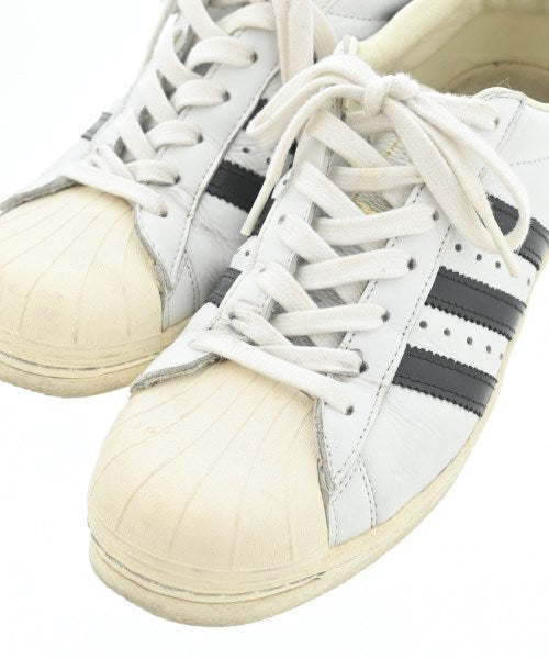 adidas รองเท้าผ้าใบ