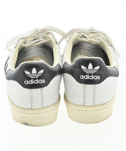adidas รองเท้าผ้าใบ