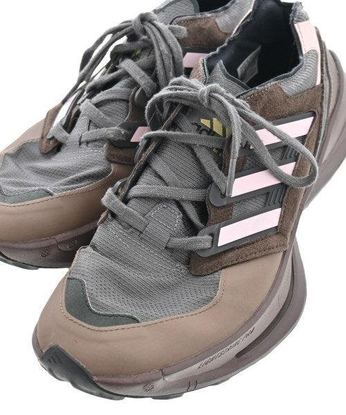 adidas รองเท้าผ้าใบ