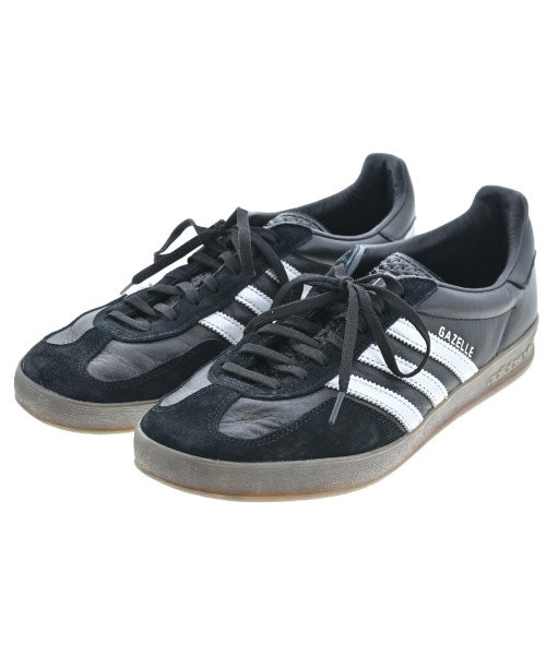 adidas รองเท้าผ้าใบ