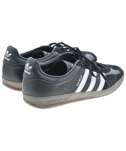 adidas รองเท้าผ้าใบ