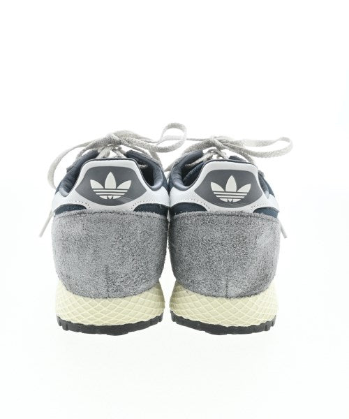 adidas รองเท้าผ้าใบ