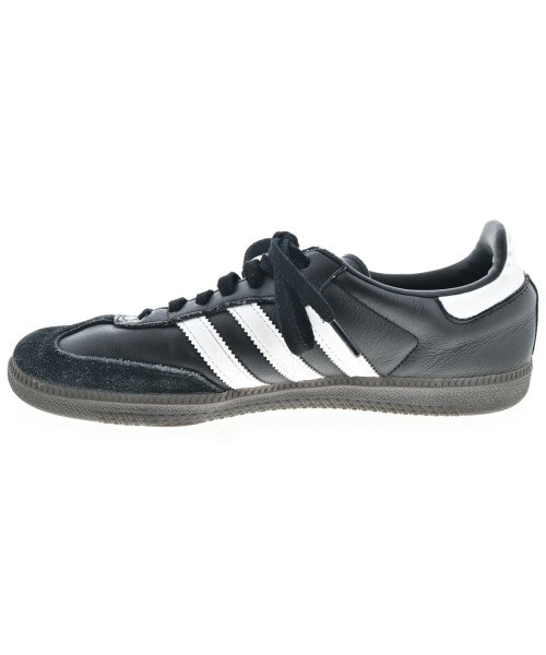 adidas รองเท้าผ้าใบ