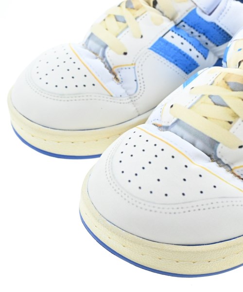 adidas รองเท้าผ้าใบ