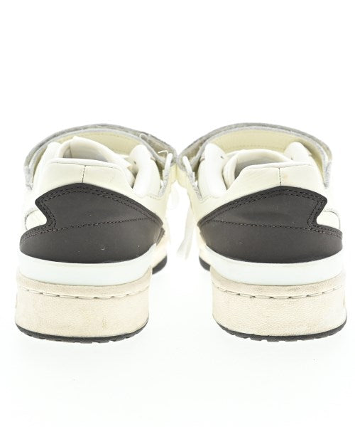 adidas รองเท้าผ้าใบ