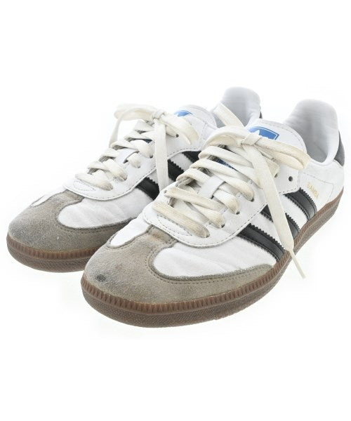 adidas รองเท้าผ้าใบ