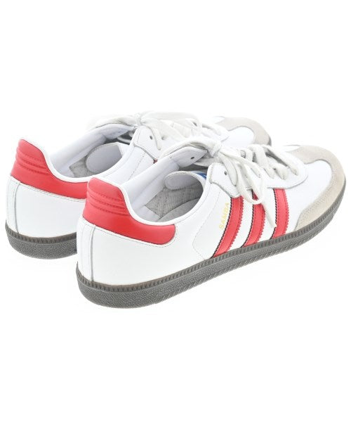 adidas รองเท้าผ้าใบ