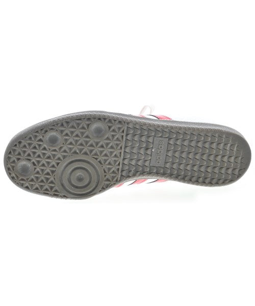 adidas รองเท้าผ้าใบ