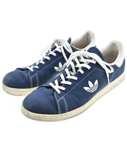 adidas รองเท้าผ้าใบ