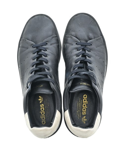 adidas รองเท้าผ้าใบ