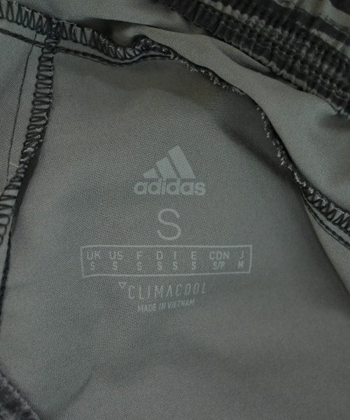 adidas กางเกงขาสั้น