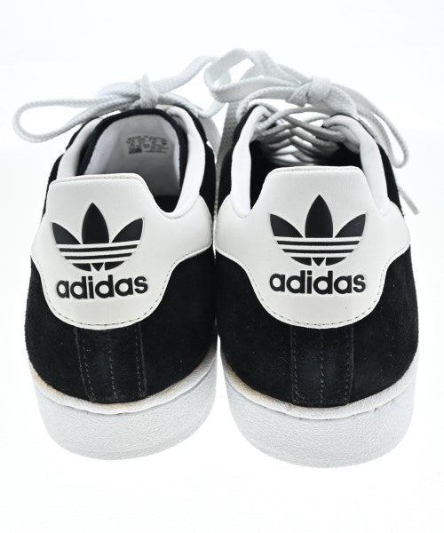 adidas รองเท้าผ้าใบ