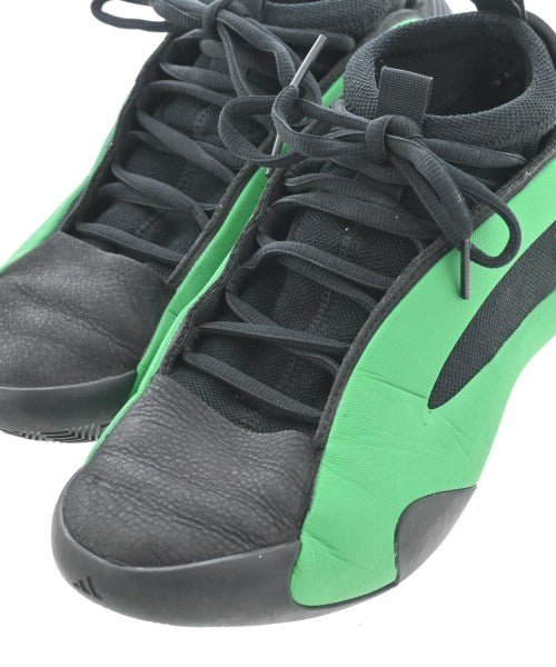 adidas รองเท้าผ้าใบ