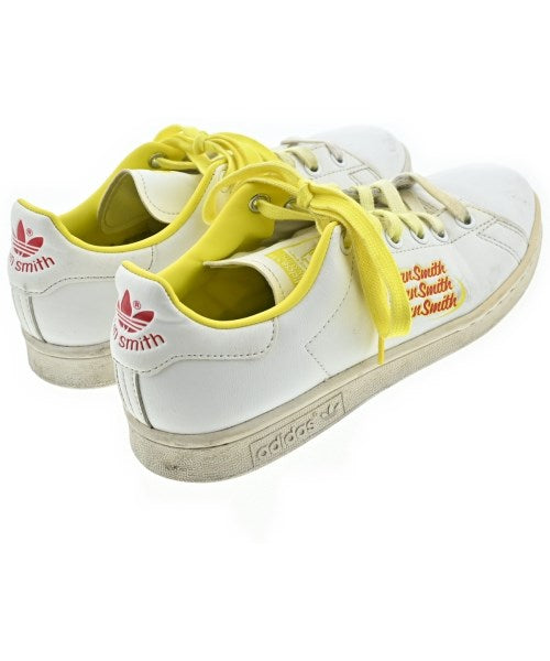 adidas รองเท้าผ้าใบ
