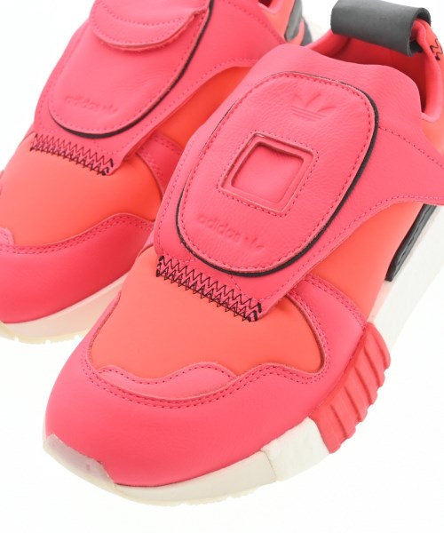 adidas รองเท้าผ้าใบ