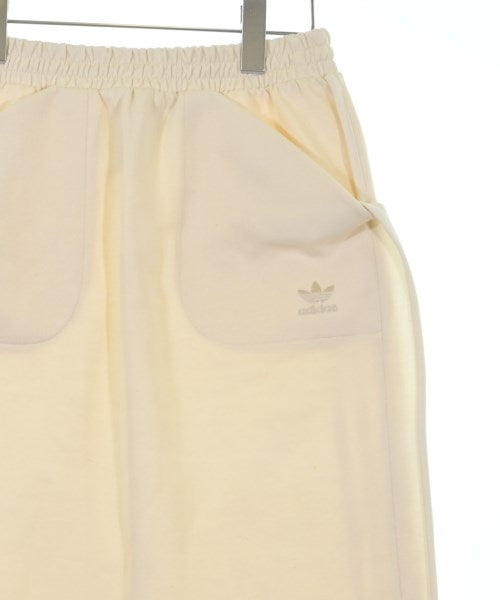 adidas กระโปรงยาวถึงเข่า