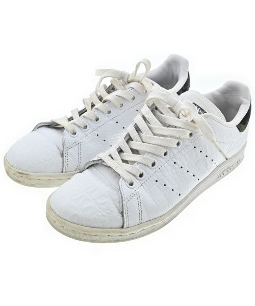 adidas รองเท้าผ้าใบ