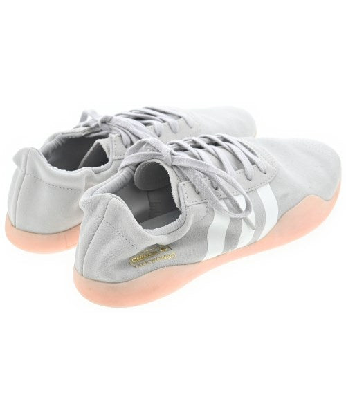 adidas รองเท้าผ้าใบ