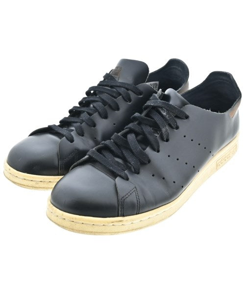 adidas รองเท้าผ้าใบ
