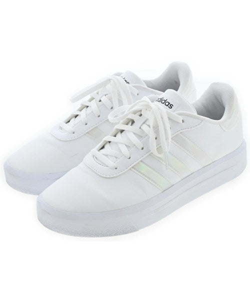 adidas รองเท้าผ้าใบ