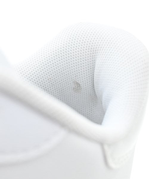 adidas รองเท้าผ้าใบ