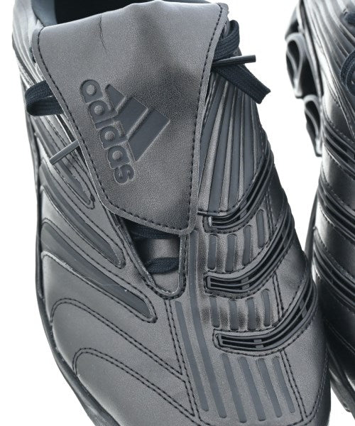 adidas รองเท้าผ้าใบ