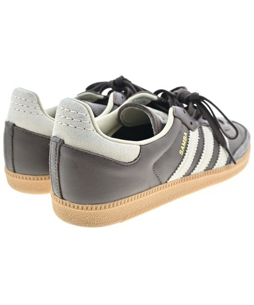 adidas รองเท้าผ้าใบ