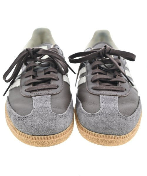 adidas รองเท้าผ้าใบ