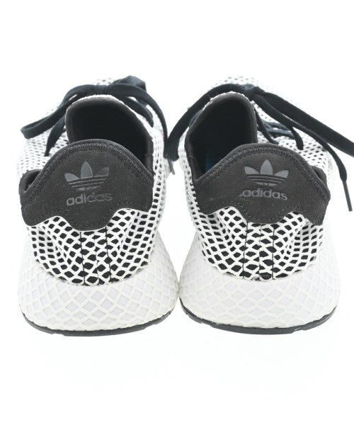 adidas รองเท้าผ้าใบ
