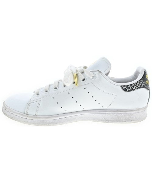 adidas รองเท้าผ้าใบ