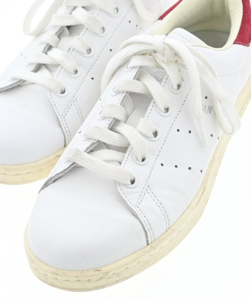 adidas รองเท้าผ้าใบ
