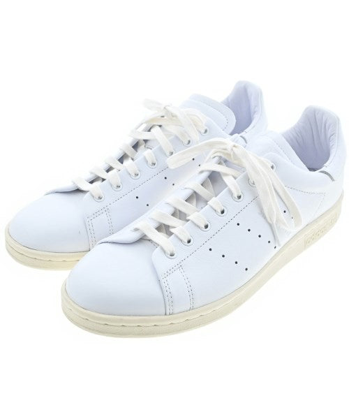 adidas รองเท้าผ้าใบ