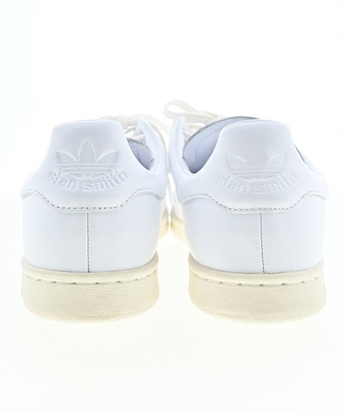 adidas รองเท้าผ้าใบ
