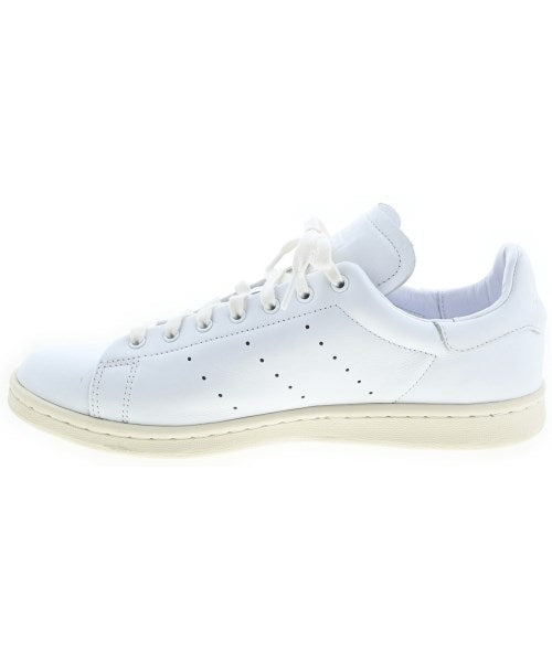 adidas รองเท้าผ้าใบ