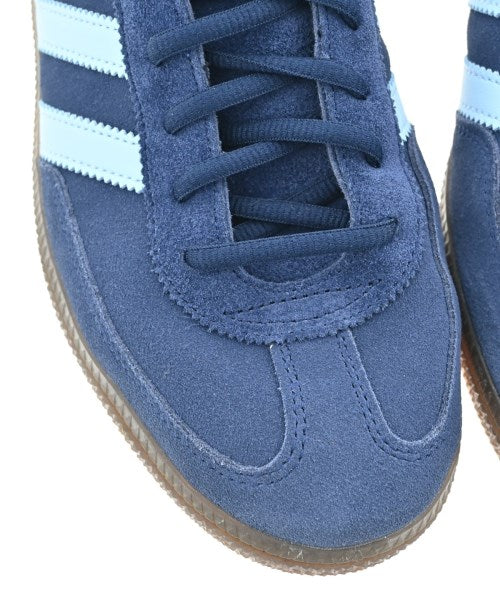 adidas รองเท้าผ้าใบ