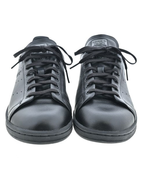 adidas รองเท้าผ้าใบ